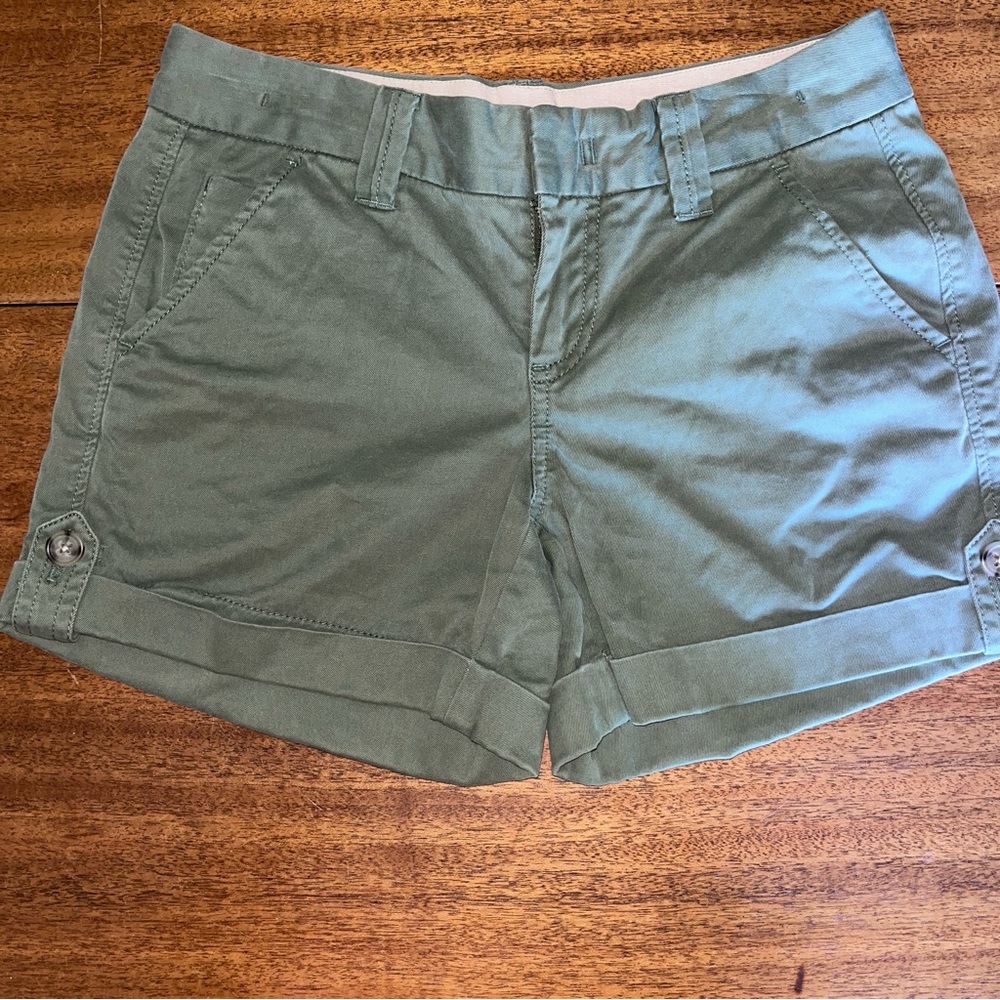 Banana Republic's Army Green Weekend Shorts